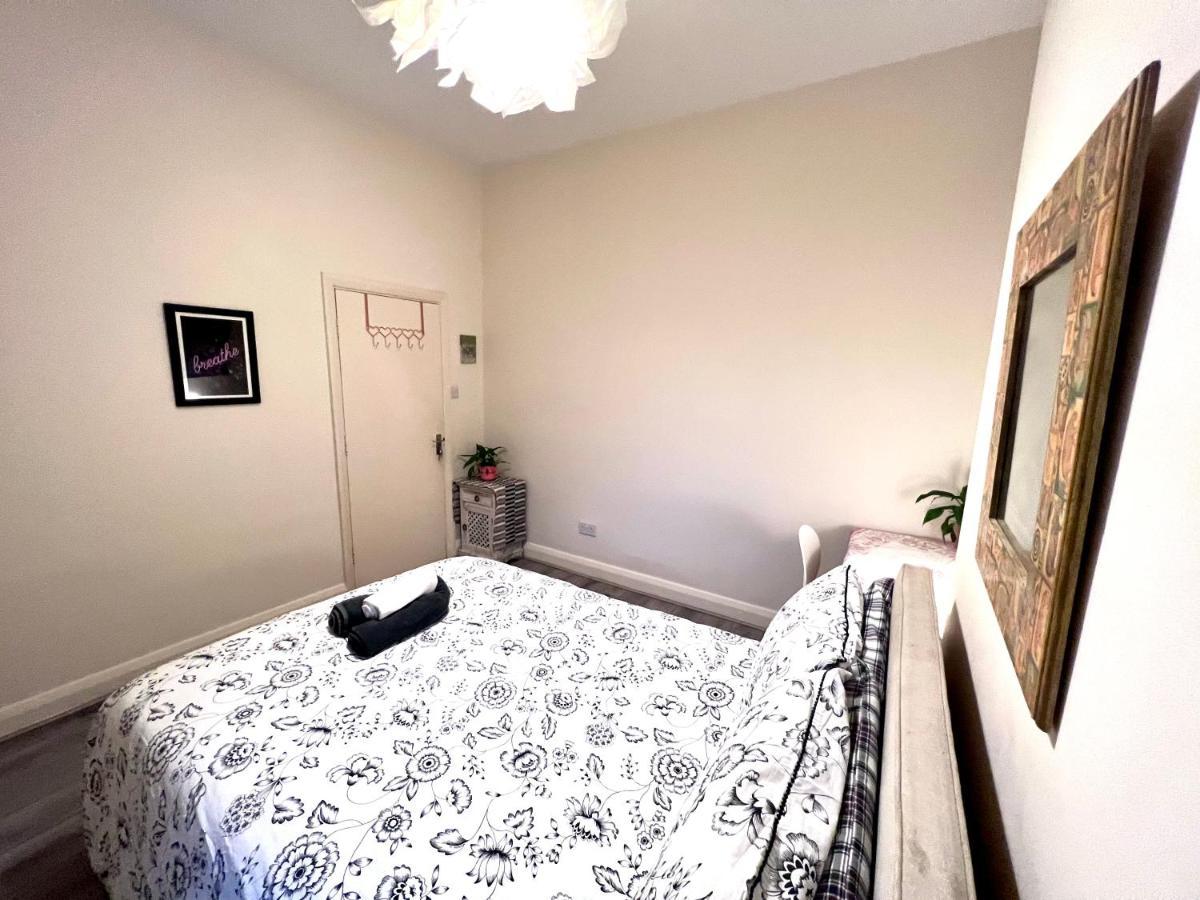 Relaxing&Cozy Room Лондон Екстер'єр фото