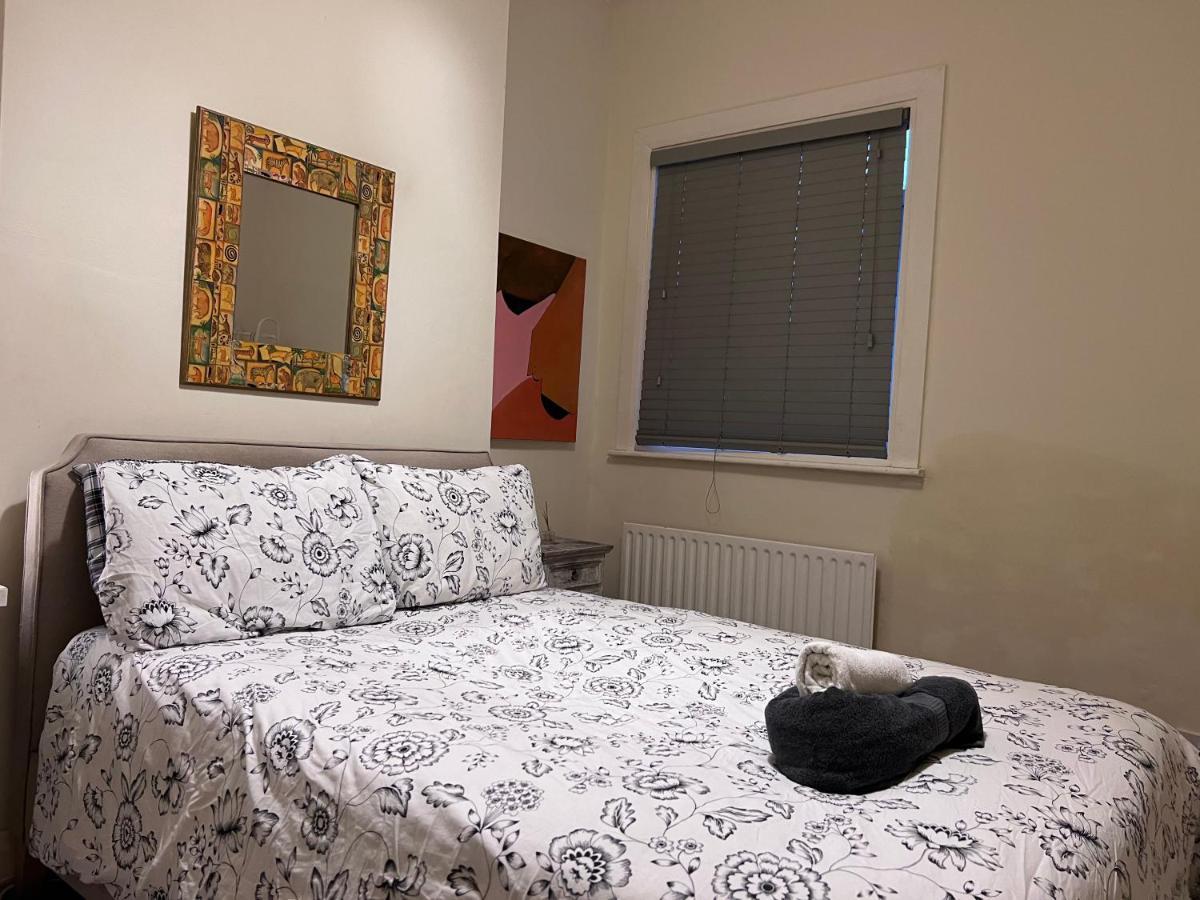 Relaxing&Cozy Room Лондон Екстер'єр фото