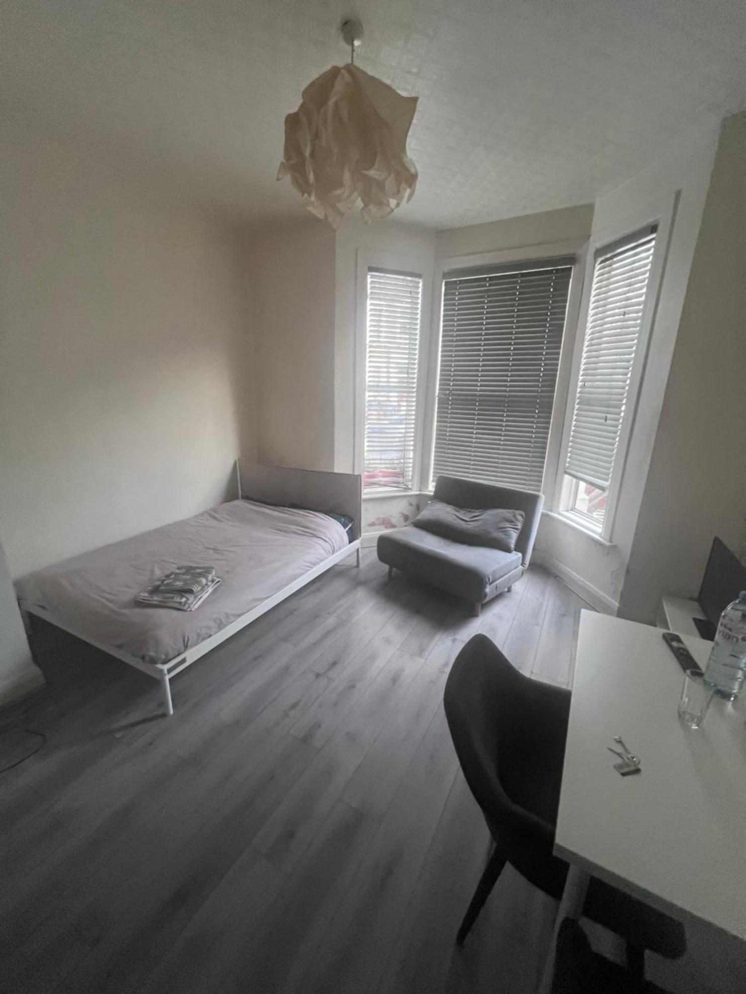 Relaxing&Cozy Room Лондон Екстер'єр фото